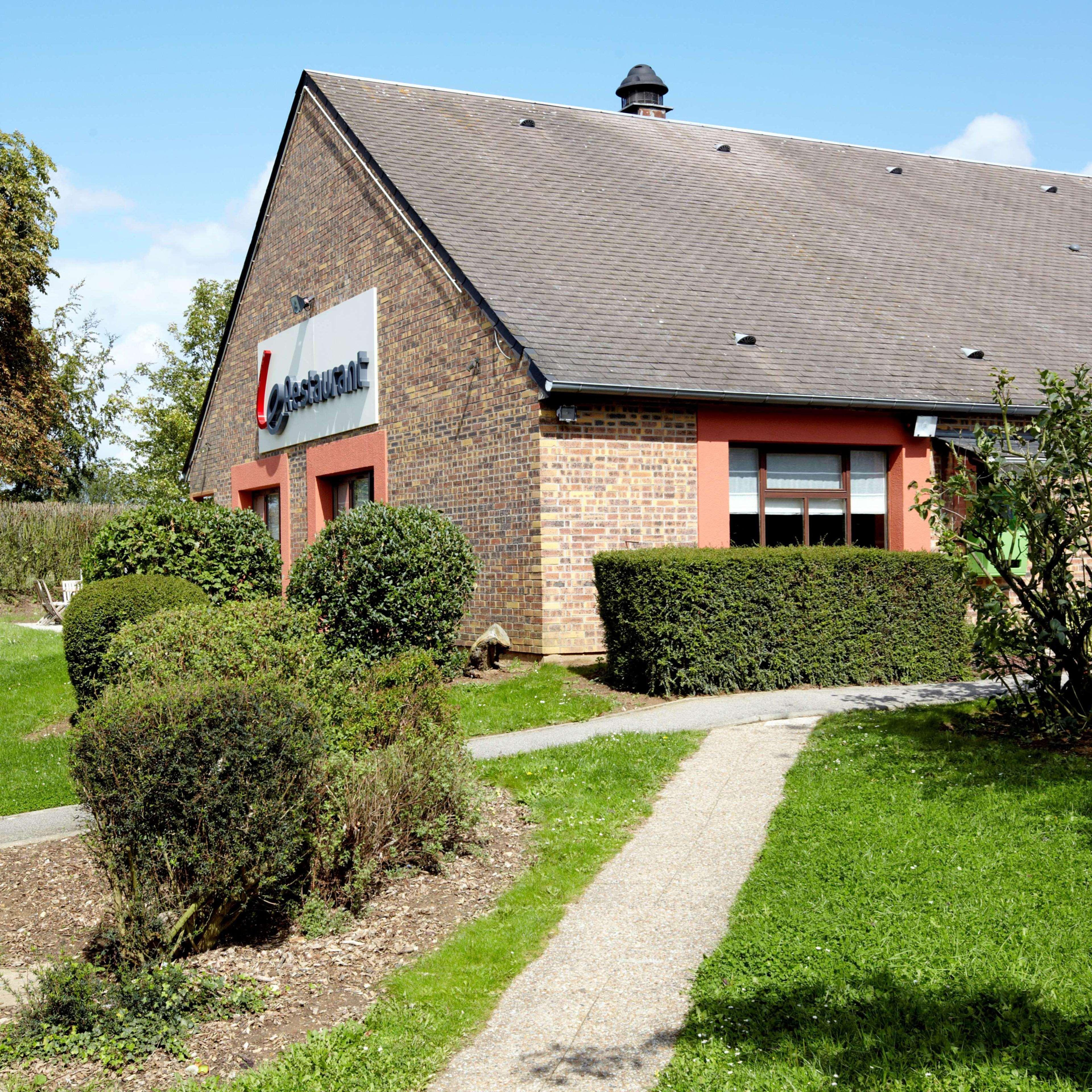Campanile Rouen Nord - Mont-Saint-Aignan Hotel Екстериор снимка